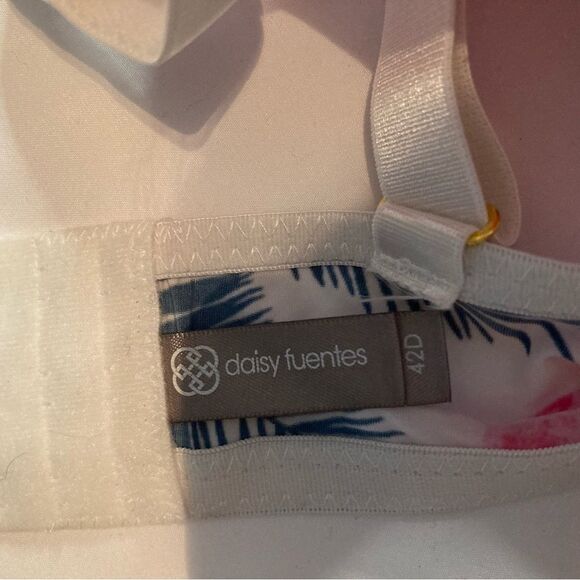 Daisy Fuentes floral T-shirt bra 42D NWT - Picture 5 of 5